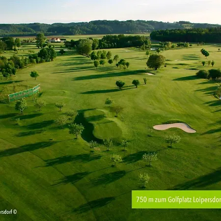 Loipersdorf Living - Golf & Therme アパート Fürstenfeld